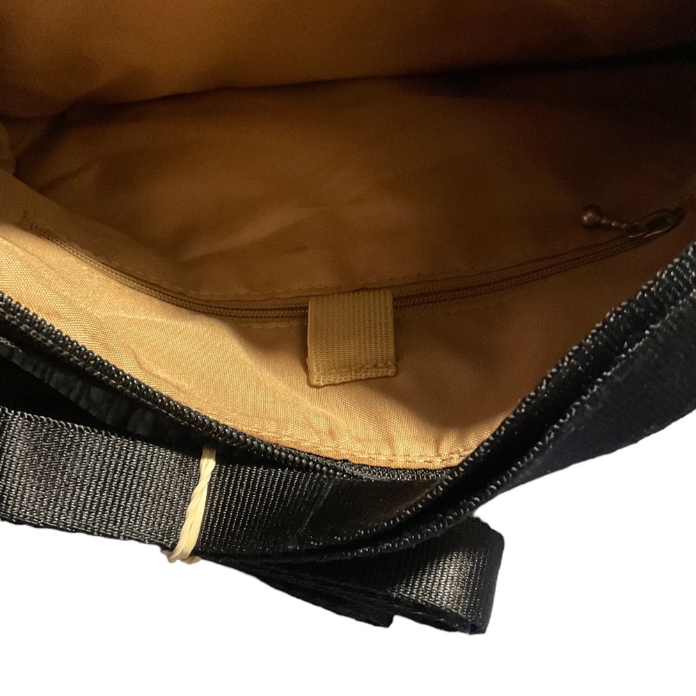 Baggallini - Picture 6 of 6